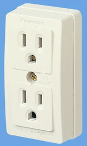 �y�d�ޗp�i�zPanasonic(�p�i�\�j�b�N)�ڒn�_�u���R���Z���g ����[�q�t 15A 125V WK3004W�y580�z