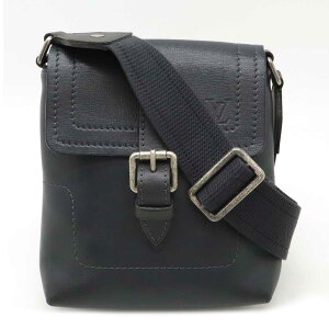 ルイ・ヴィトン(LOUIS VUITTON) ユタ(UTAH) 中古 メッセンジャーバッグ  