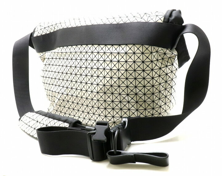 楽天市場】【バッグ】BAO BAO ISSEY MIYAKE バオ バオ イッセイ ミヤケ 