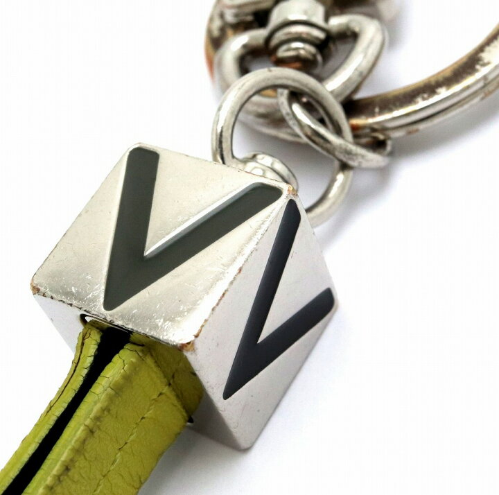 楽天市場】LOUIS VUITTON ルイ ヴィトン Vドラゴンヌ キーホルダー  