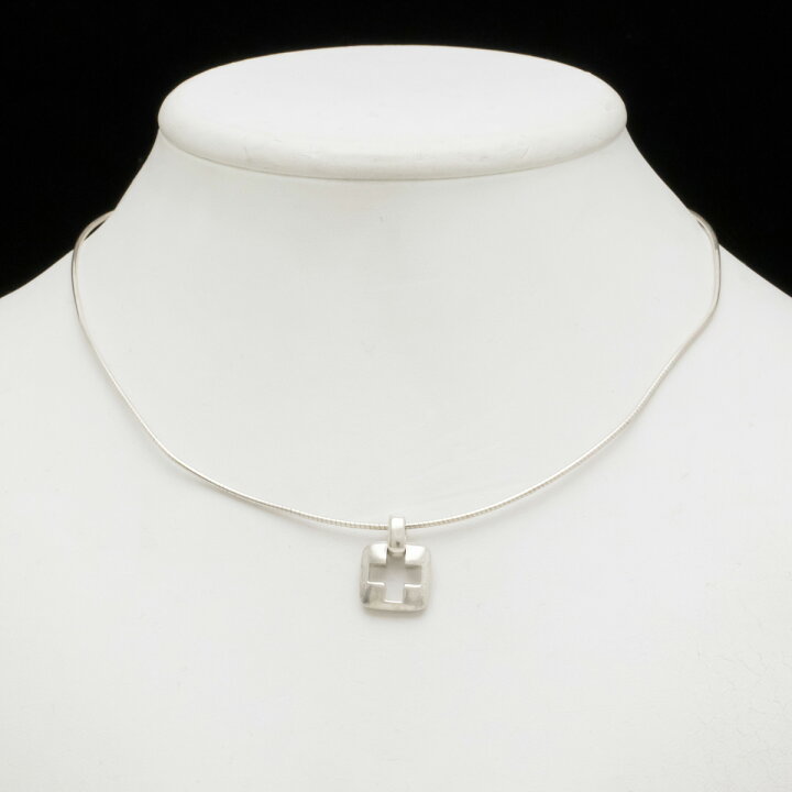 楽天市場】【ジュエリー】TIFFANY&Co. ティファニー ピアストクロス 
