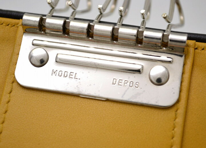 【未使用品】PRADA プラダ 6連キーケース キーケース VITELLO BICOLOR レザー バイカラー ZAFFERANO MO サフラン ダークブラウン 1M0222 【中古】【k】【Blumin/森田質店】【質屋出店】 Blumin プラダ・6連キ-ケ-ス・M26U・NERO(ブラック)・美品