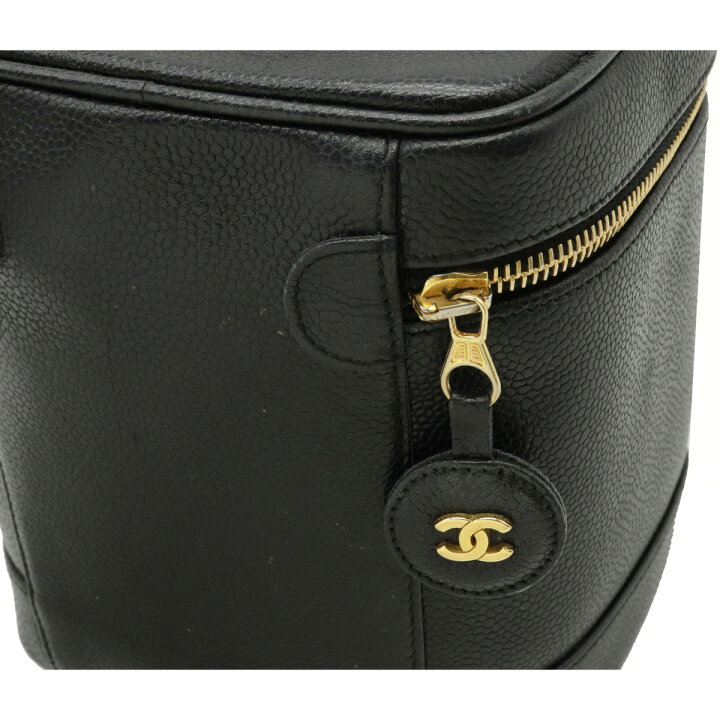 楽天市場】【バッグ】CHANEL シャネル キャビアスキン バニティバッグ ハンドバッグ ココマーク 化粧ポーチ コスメポーチ レザー ブラック ゴールド金具 A01998 【中古】 : ブルーミン/森田質店 楽天市場】【バッグ】CHANEL シャネル キャビアスキン バニティバッグ ハンドバッグ ココマーク 化粧ポーチ コスメポーチ レザー ブラック ゴールド金具 A01998 【中古】 : ブルーミン/森田質店