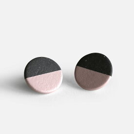 POINT / HALF-earring(black/pink)【メール便可 5点まで】【ポイント/ハーフ/イヤリング/アクセサリー/塗装/ブラック/ピンク】[114321