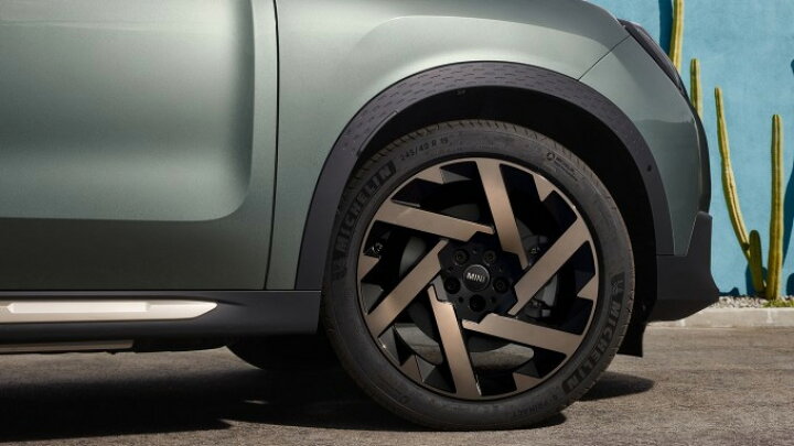 楽天市場】BMW MINI 純正 U25 COUNTRYMAN アロイ ホイール カレイド 