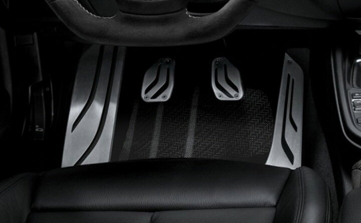 BMW F系 純正ペダルセット F30.F31等へ