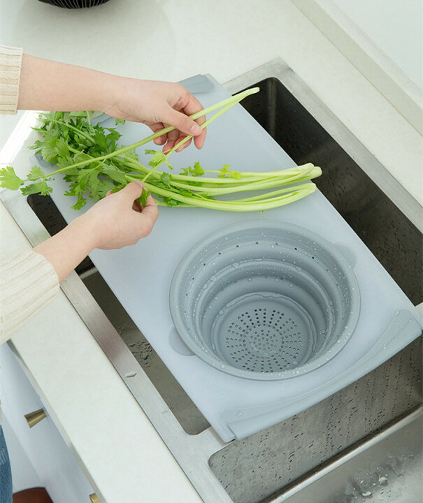 2way 洗い桶 まな板 折りたたみ 水切りかご おしゃれ キッチン バケツ シリコン まないた コンパクト 排水口 台所 シンク 食器かご カゴ お皿 収納 省スペース St595 Jane Errin 通販 折りたたみ式まな板 ザル付き多機能チョッピングボード 折りたたみ式収納