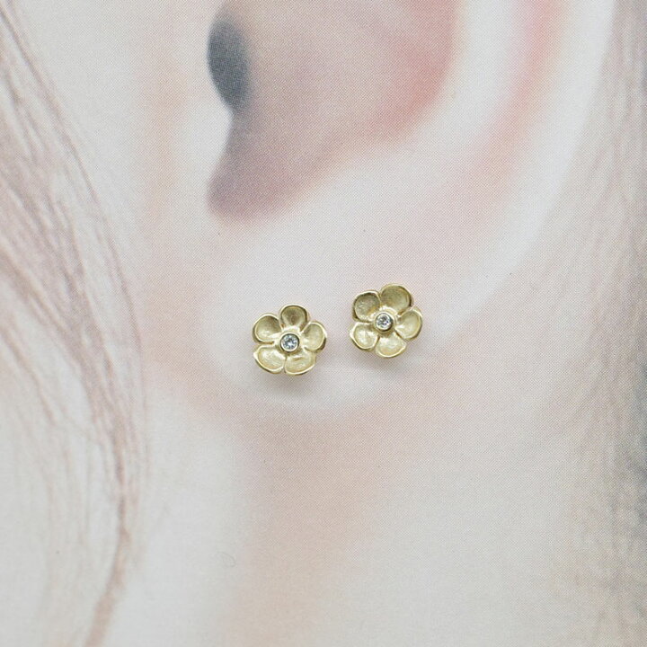 楽天市場】【ピアス】22金セカンドピアス「花・フローレット」K22 