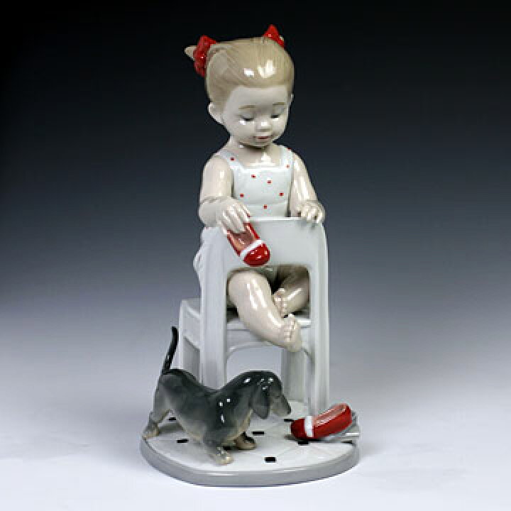 楽天市場】リヤドロ（Lladro リアドロ 陶器人形 置物） 犬と少女 隠し 