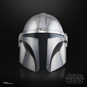 【楽天ブックス限定先着特典】【クレジットカード決済限定】ハズブロ(Hasbro) STAR WARS スター・ウォーズ ブラックシリーズ マンダロリアン エレクトロニック ヘルメット ロールプレイ用 コレクション用 F0493 正規品(オンラインラッキーくじ抽選権)