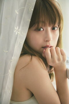 楽天ブックス 鈴木奈々 1st写真集 Vivace 三瓶 康友 本