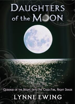 楽天ブックス: Daughters of the Moon: Volume One (Trade Edition) - Lynne Ewing ...