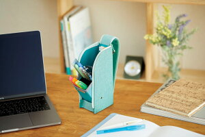 feN[yP[X@O[ yP[X i(Stationary)j