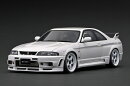 NISMO 400R (BCNR33) White (1/18 Scale) 【IG3653】 (ミニカー)