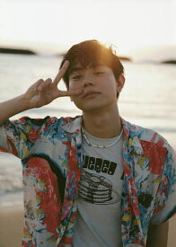 誰かと作った何かをきっかけに創ったモノを見ていた者が繕った何かはいつの日か愛するものが造った何かのようだった。　菅田将暉アニバーサリーブック／菅田将暉【合計3000円以上で送料無料】