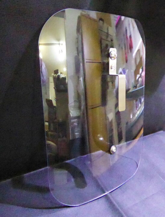 楽天市場】盾 小型 透明 防護盾 片手用 40cm シールド 護身 用品 