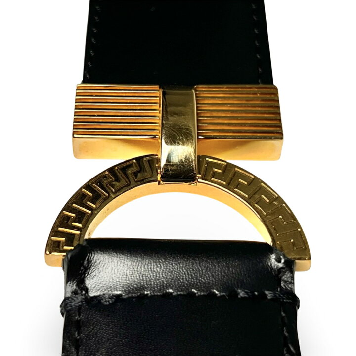 GIANNI VERSACE ジャンニ ヴェルサーチ メデューサ エンボス GV  