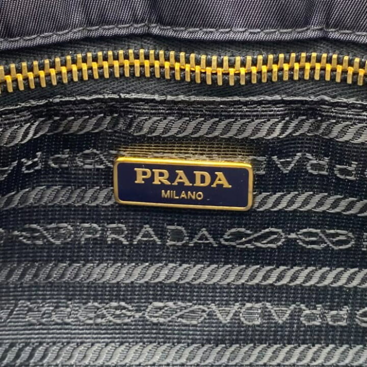 楽天市場】【中古】良品 PRADA プラダ 三角ロゴ プレート ナイロン  