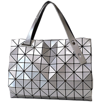 楽天市場】issey miyake baobao（横幅40 ～ 44.9cm）（バッグ・小物