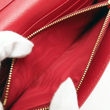 [Unused / Second-hand Goods] Prada Triangle Logo Folded Pass Case with Pass Case Long Wallet Gold Hardware Safiano Triangle 1 MH132 Women's wallet [pre-owned]