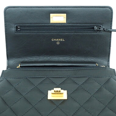 [Almost New] Chanel Turn Lock Chain Wallet wrinkle processing mat mattress Matrasse [wallet] [pre]