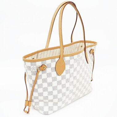 Jewel Cafe purchase Pre owned Louis Vuitton handbag with CASH.