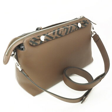 【美品】フェンディミディアム2WAYショルダーバッグポンポンチャーム付きシルバー金具バイザウェイ8BL124【ハンドバッグ】