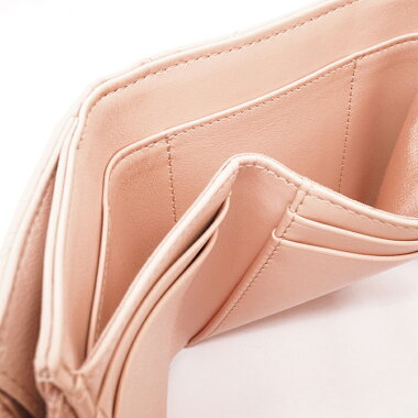 【未使用品・新古品】シャネル19ココマーク二つ折りスモールウォレットゴールド金具マトラッセAP1064【二つ折り財布】