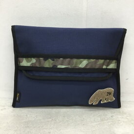 niko and... ニコアンド クラッチバッグ、パーティバッグ クラッチバッグ、パーティバッグ Clutch Bag, Party Bag バッジ付き クラッチバッグ【USED】【古着】【中古】10049968