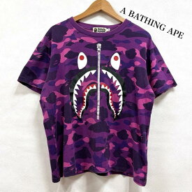 アベイシングエイプ パープル カモ 迷彩 シャーク ロゴ プリント 半袖 Tシャツ メンズ M ISItems【USED】【古着】【中古】50163894