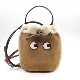 ANYA HINDMARCH (アニヤ・ハインドマーチ) 182447 Drawstring Cross Body Eyes アニヤハインドマーチ ショルダーバッグ ファー シアリング クロスボディバッグド ローストリングバッグ クロスボディ スウェード 5050925182447