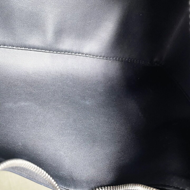 楽天市場】【中古】Givenchy ジバンシィ BB50LGB1A4 ムーンカット  