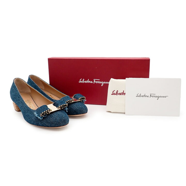 未使用】Salvatore Ferragamo スウェードリボンパンプス 中古】美品  