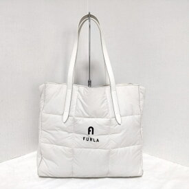 【新着】【中古】FURLA(フルラ) PIUMA M TOTE E/W トートバッグ キルティング 白 ナイロン