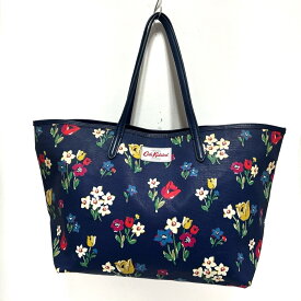 【中古】Cath Kidston(キャスキッドソン) トートバッグ 花柄 ネイビー×レッド×マルチ PVC(塩化ビニール)×レザー