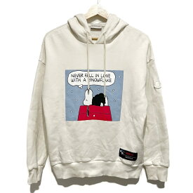 【新着】【中古】MONCLER(モンクレール) PEANUTS HOODIE パーカー 長袖/PEANUTSコラボ アイボリー×ライトブルー×マルチ