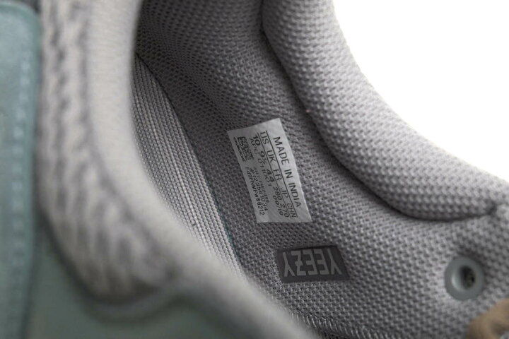 楽天市場】イージー/YEEZY/FW2499 YEEZY BOOST 700 イージー ブースト  