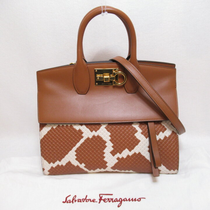 楽天市場】サルヴァトーレフェラガモ Salvatore Ferragamo ガンチーニ 