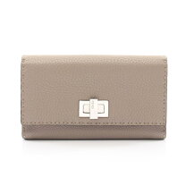 楽天市場】fendi ピーカブー 長財布の通販