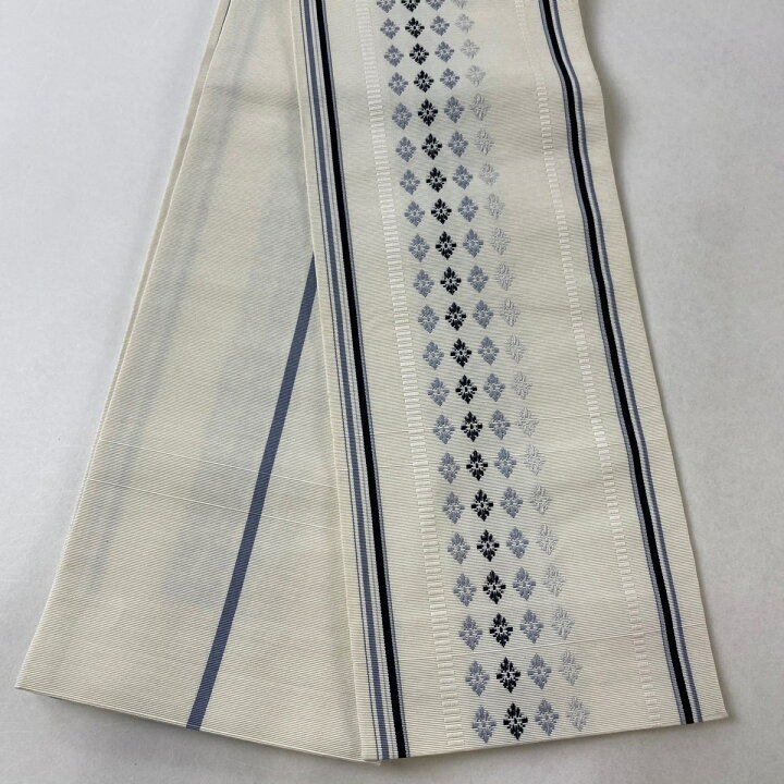 楽天市場】半幅帯 美品 秀品 縞 花菱 白 正絹 【中古】 : バイセル  