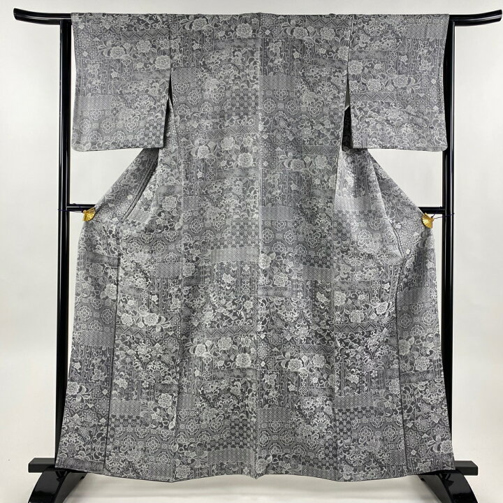小紋 身丈167cm 裄丈69.5cm L 袷 草花 流水 刺繍 薄茶色 正絹 逸品 