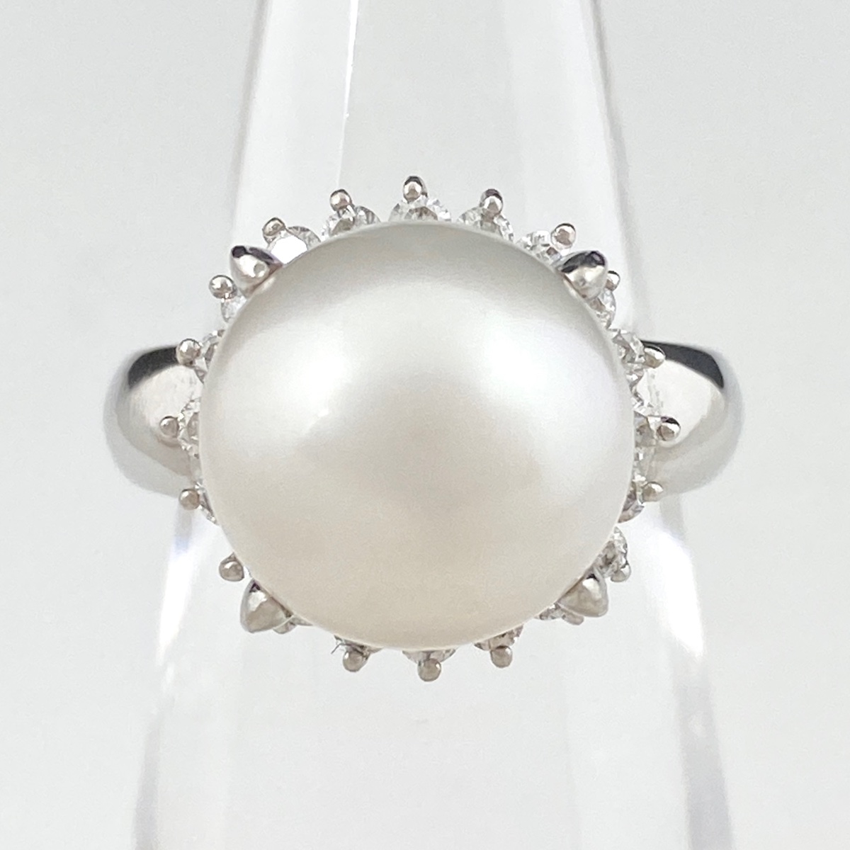 ラッピング可】 パール デザインリング プラチナ メレダイヤ 指輪 真珠