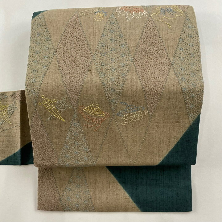 楽天市場】名古屋帯 美品 名品 紬地 宝尽くし 麻の葉 刺し子刺繍 薄茶 