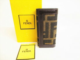 【未使用保管品】 フェンディ FENDI ズッカ 4連 キーケース キーリング メンズ レディース 【中古】