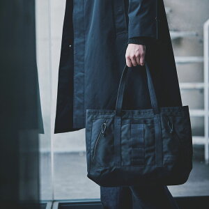 �yBRIEFING�����z DELTA MASTER TOTE M SQD�iB4�Ή��^���^�g�[�g�^��e�ʁ^���|���^USA�^�A�����J���^�o���X�e�B�b�N�i�C�����j