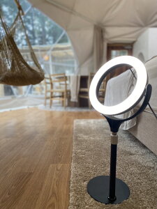 LEDOCgX^h @X}zX^h BM-LEDLIGHTSTAND @ ʐ^fڂ̃X}z͕t܂B