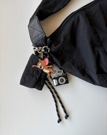 USA ジェリー ラバーチャーム キャラクターチャーム カメラモチーフチャーム レオパード柄ポーチ付き トムアンドジェリーバッグアクセサリー レトロ ネコポス送料無料 キーホルダー ヒョウ柄ポーチチャーム ミニカメラチャーム