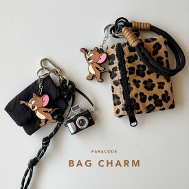 【5%オフクーポン◆0のつく日】USA ジェリー ラバーチャーム キャラクターチャーム カメラモチーフチャーム レオパード柄ポーチ付き トムアンドジェリーバッグアクセサリー レトロ ネコポス送料無料 キーホルダー ヒョウ柄ポーチチャーム ミニカメラチャーム