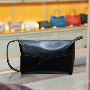 1100 ファッション 早い者勝‼️LOEWE ロエベ レザーバッグ レザー