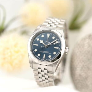 �`���[�_�[ �u���b�N�x�C31 M79600-0002 �t���i���i TUDOR �V�i�����Y �r���v ��������